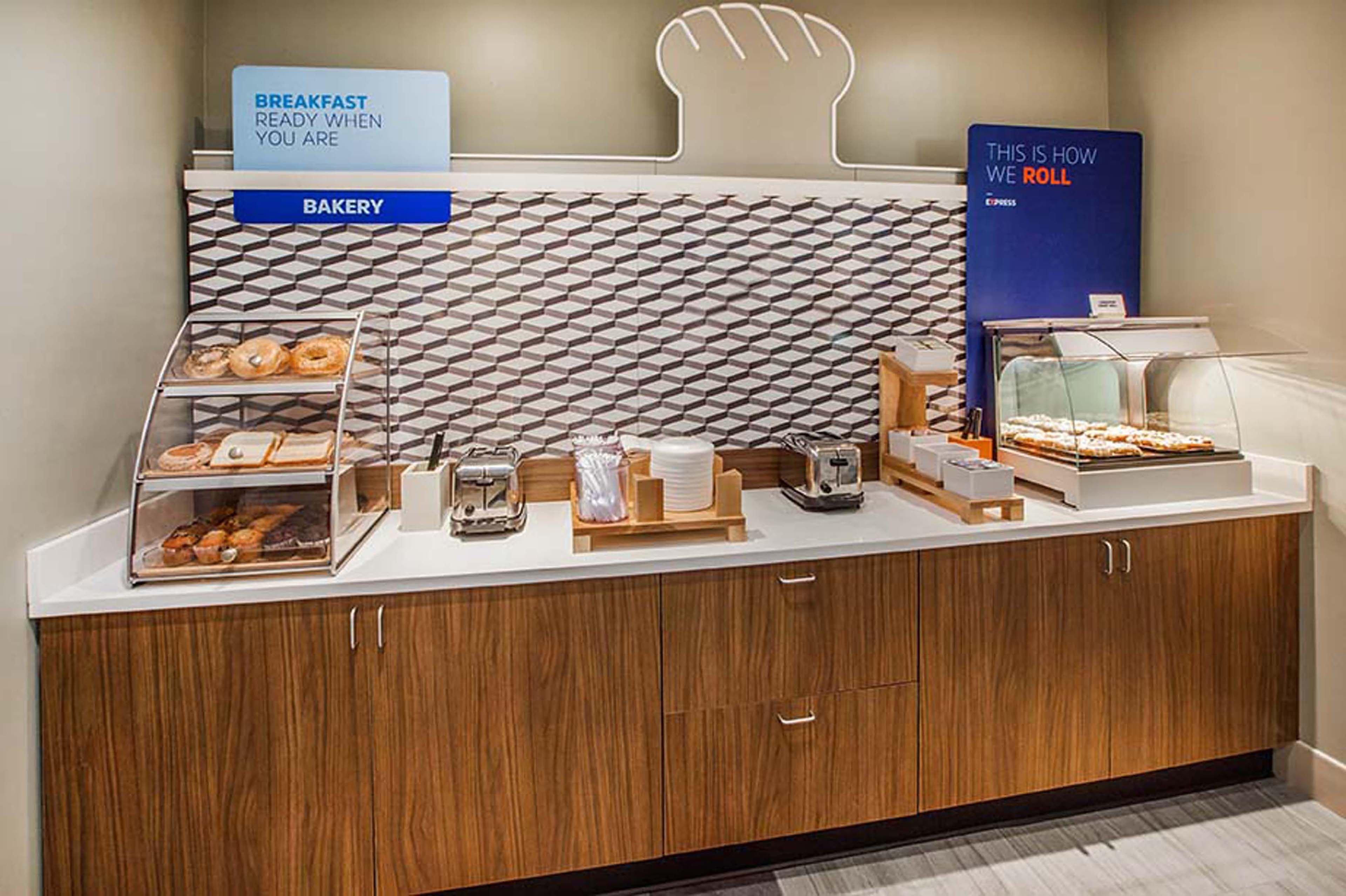 Holiday Inn Express And Suites Meriden By Ihg Exteriér fotografie