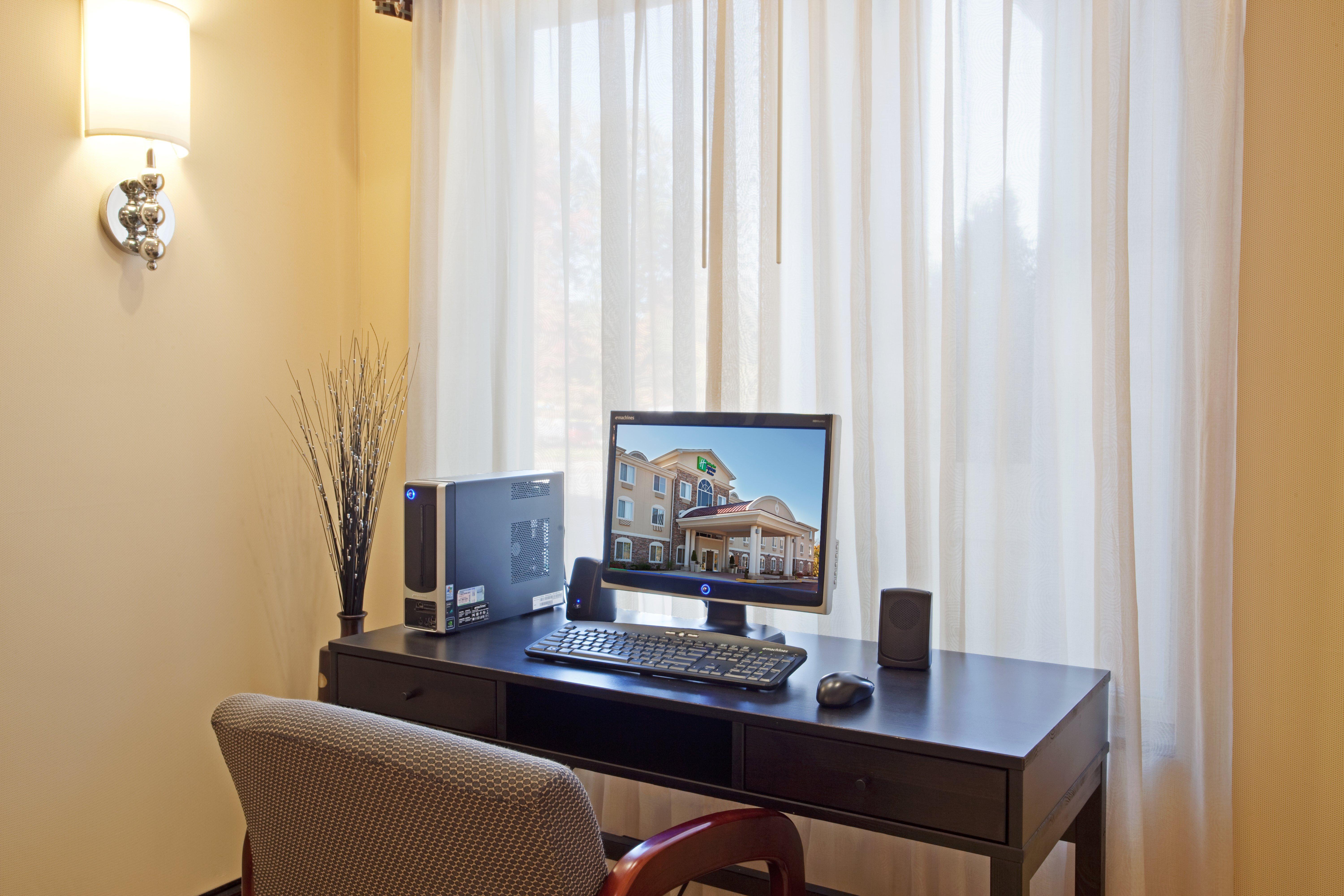 Holiday Inn Express And Suites Meriden By Ihg Exteriér fotografie