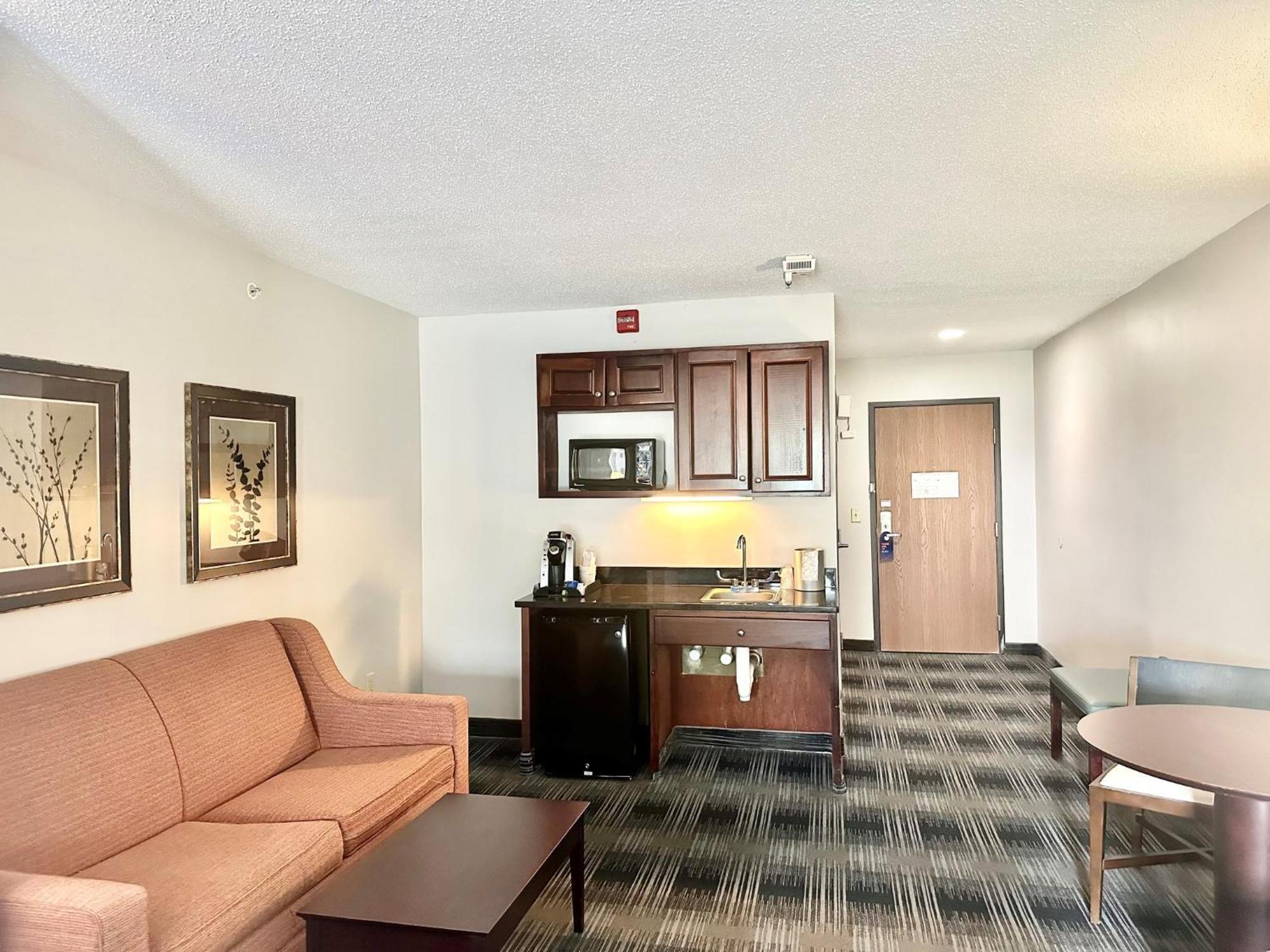 Holiday Inn Express And Suites Meriden By Ihg Exteriér fotografie