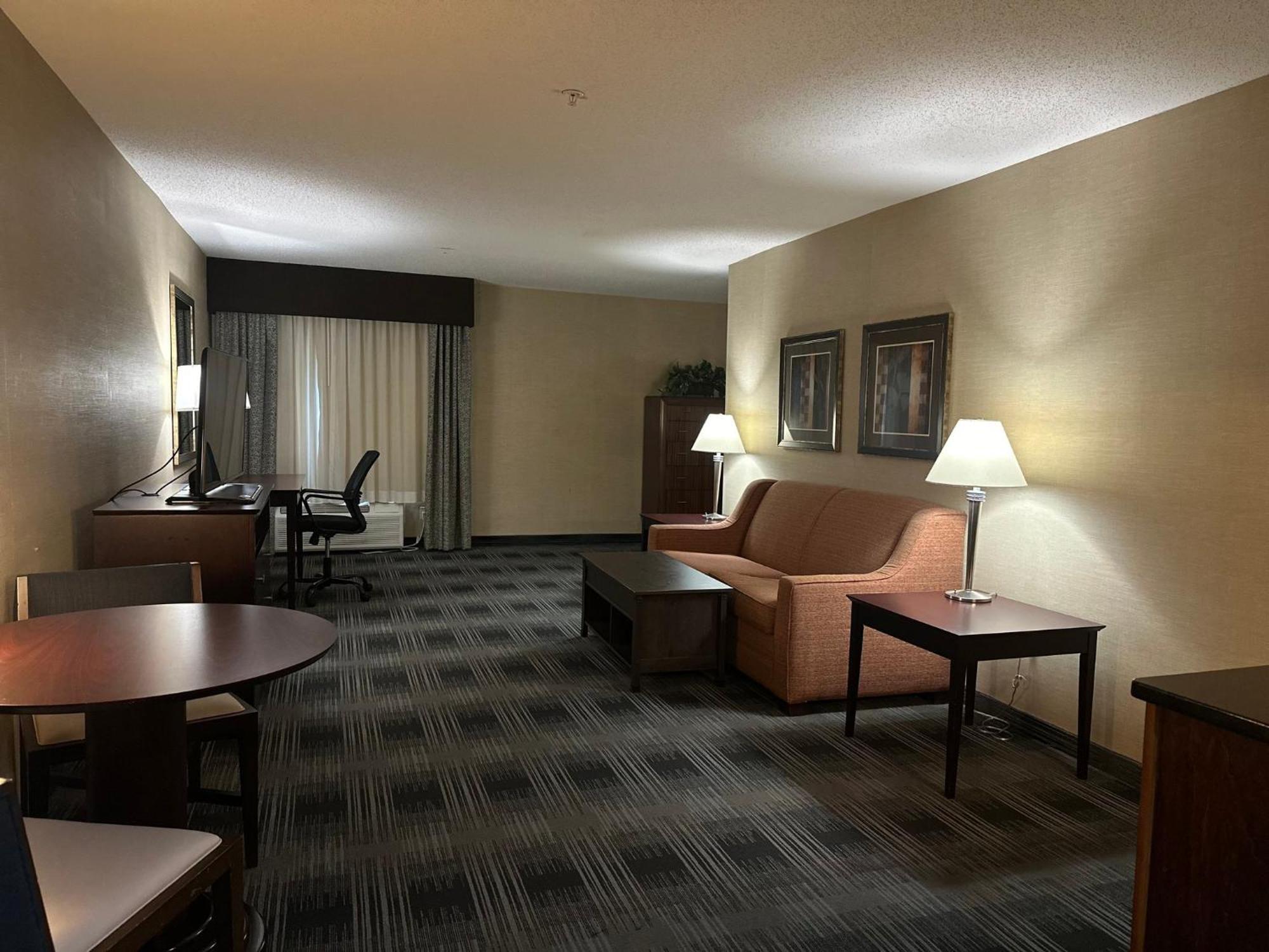 Holiday Inn Express And Suites Meriden By Ihg Exteriér fotografie